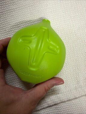 Tupperware Lime Green Juicer